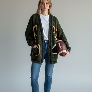 Green Bay Packers Women's Sweater Large. Lambs wool.